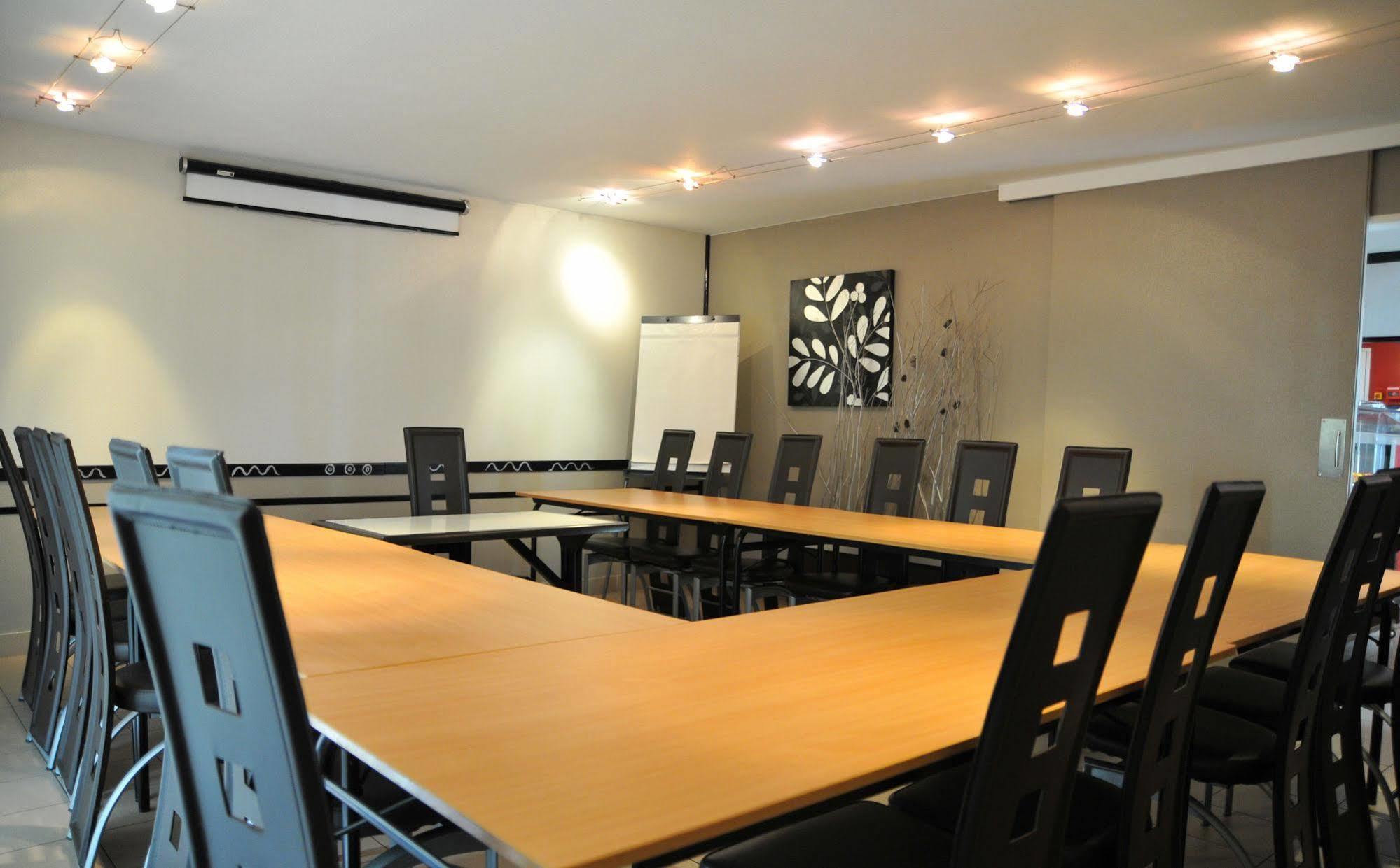 Fasthotel Carcassonne Luaran gambar